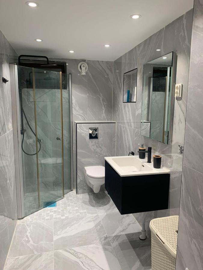 Beautiful 2 Rooms Apartment In Klofta,Near Oslo Airport& Oslo 外观 照片